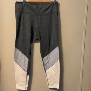 Old Navy Women's Colorblock Joggers - Black and White